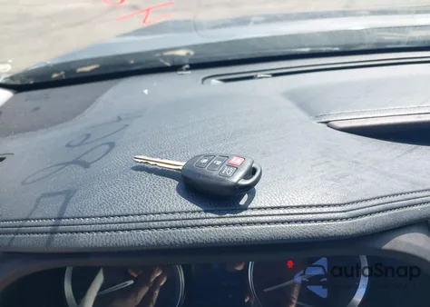 2015 Toyota Highlander Le Plus V6 из США, поврежденный, VIN 5TDZKRFH3FS089202